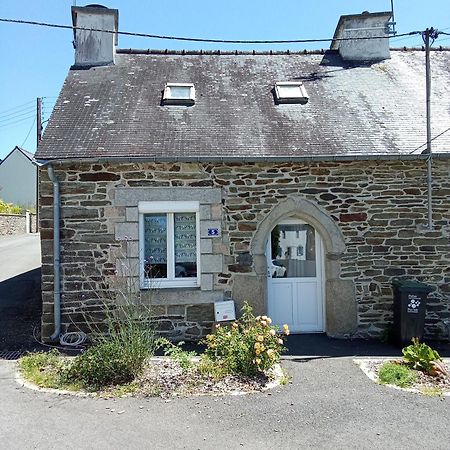 Ti An Traon Le Petit Gite En Coeur De Bretagne Carhaix-Plouguer Extérieur photo